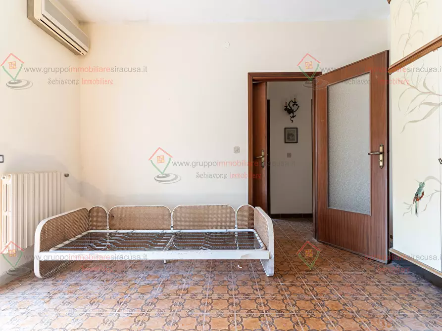 Immagine 14 di Appartamento in vendita  a Siracusa