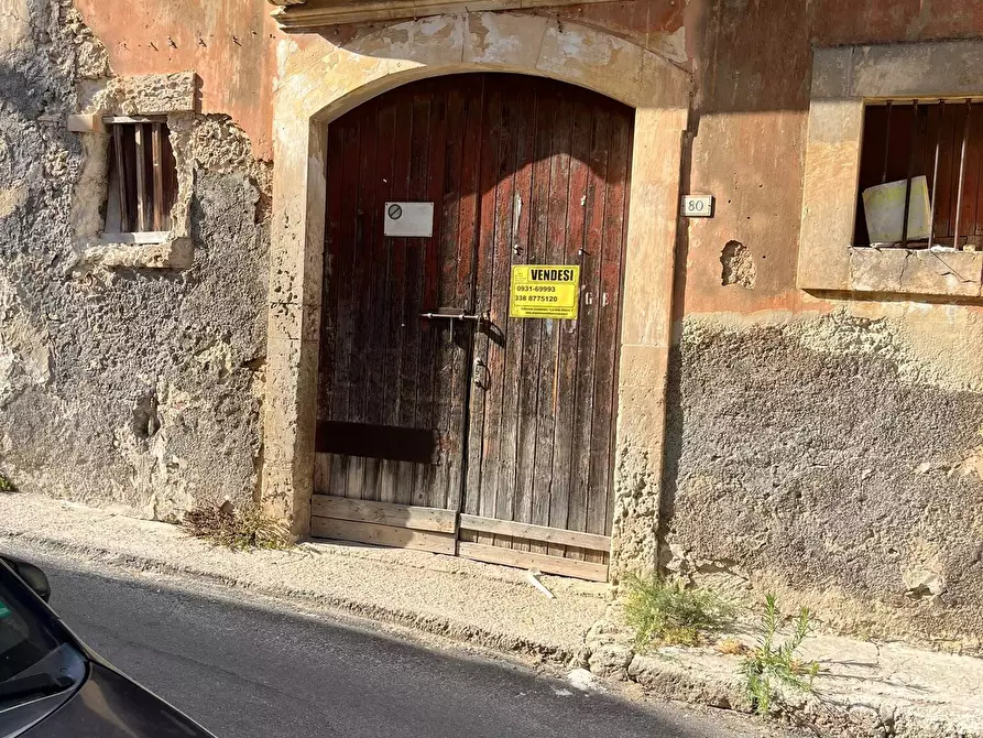 Immagine 10 di Casa indipendente in vendita  a Siracusa