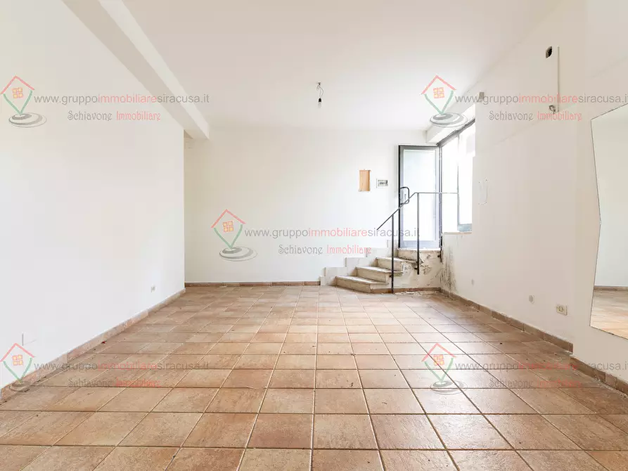 Immagine 3 di Ufficio in vendita  a Siracusa