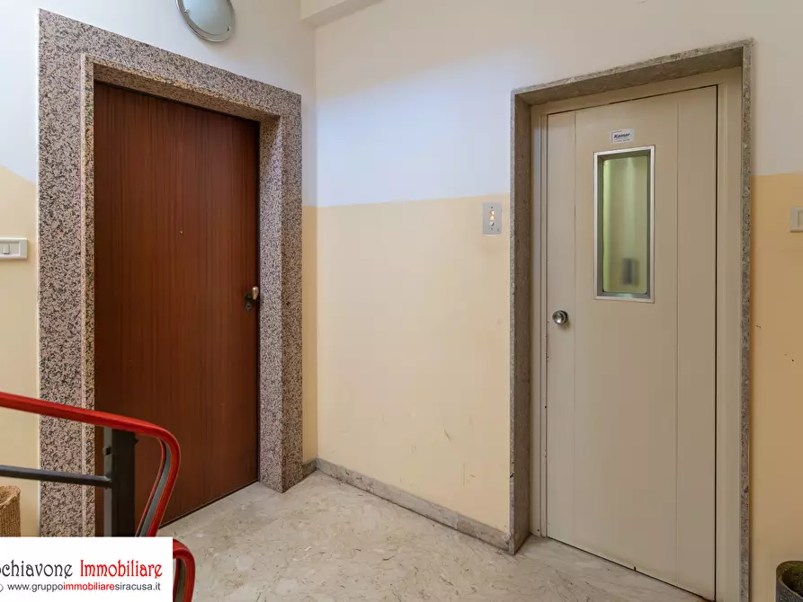 Immagine 28 di Attico in vendita  a Siracusa