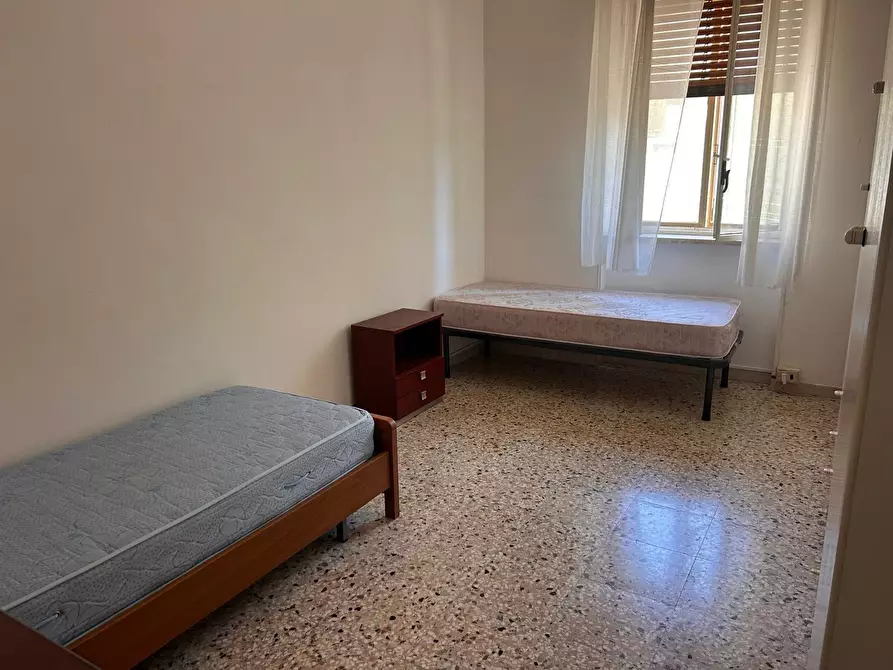 Immagine 10 di Quadrilocale in affitto  a Siracusa