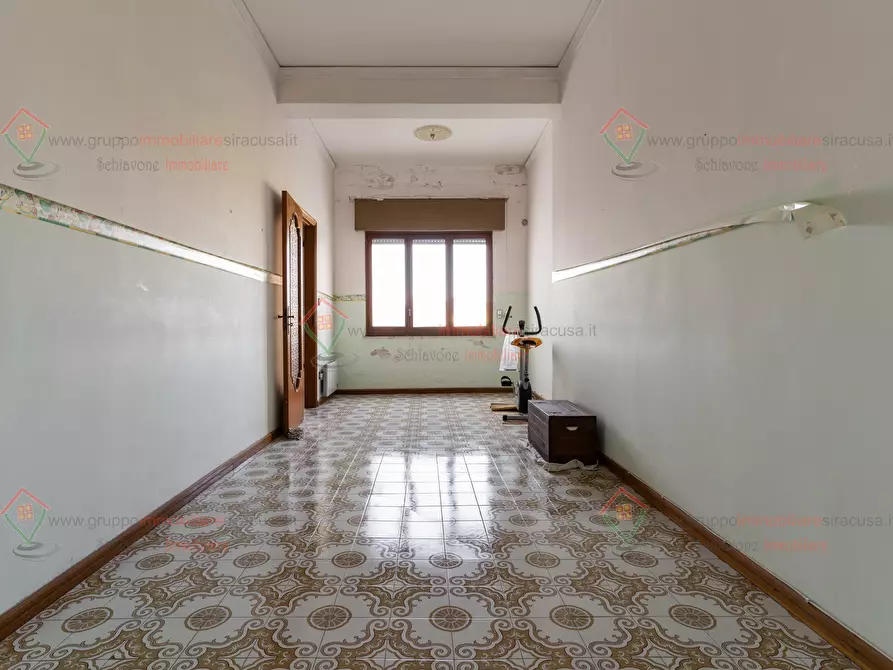Immagine 24 di Pentalocale in vendita  a Siracusa