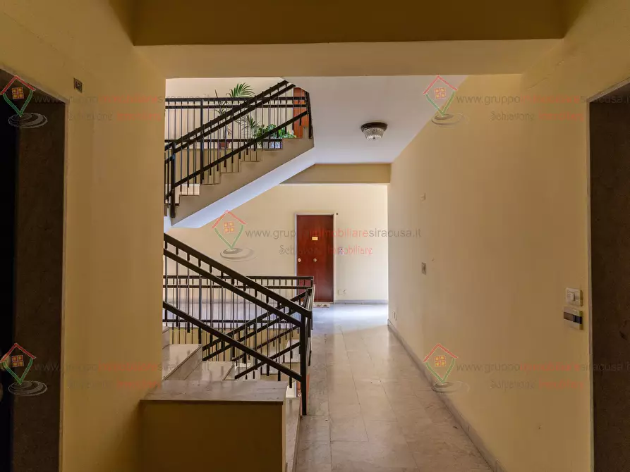 Immagine 26 di Pentalocale in vendita  a Siracusa