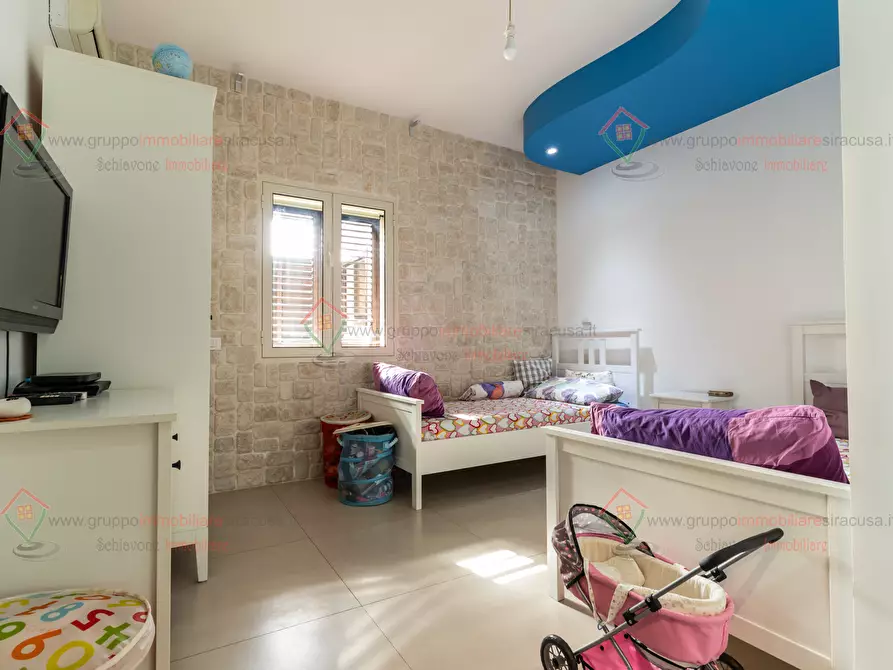 Immagine 30 di Villa in vendita  a Siracusa