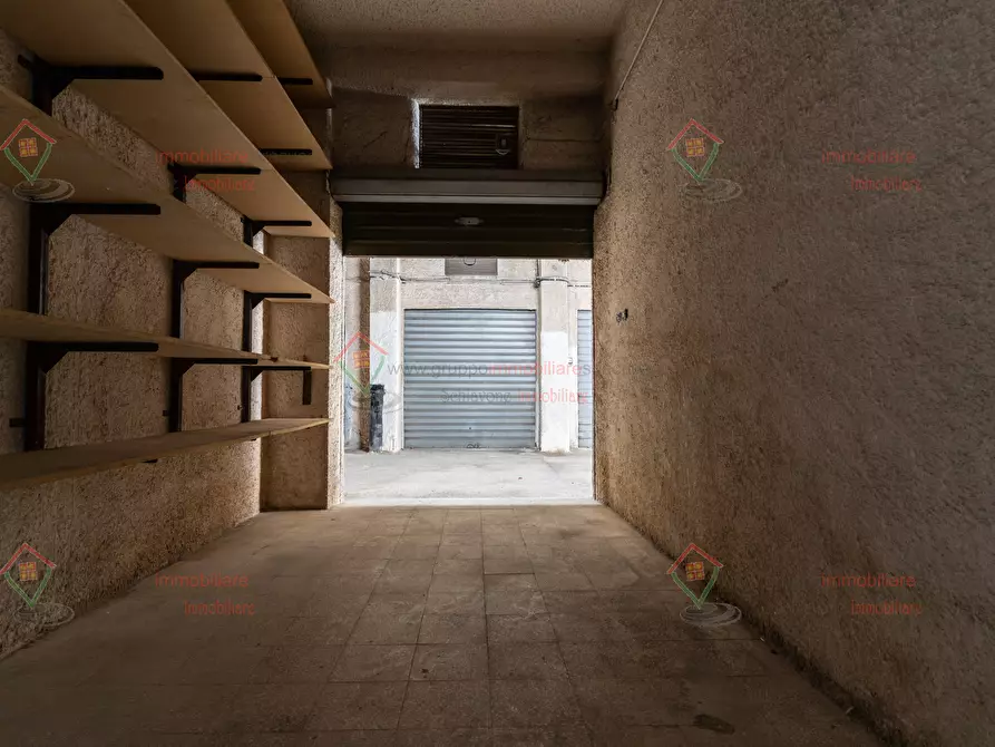 Immagine 3 di Garage in vendita  a Siracusa