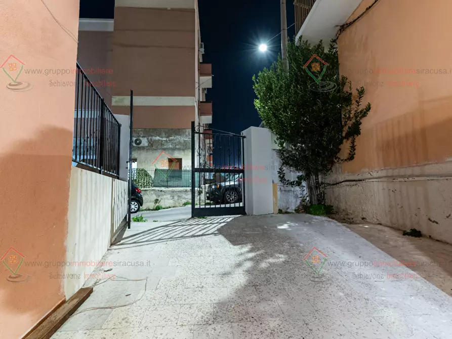 Immagine 12 di Bilocale in vendita  a Siracusa