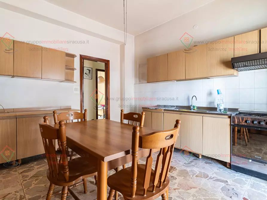 Immagine 16 di Quadrilocale in vendita  a Siracusa