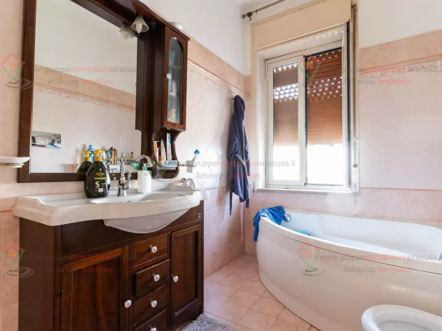 Immagine 12 di Appartamento in vendita  a Siracusa