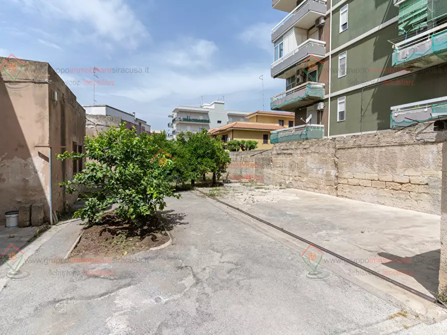 Immagine 9 di Casa bifamiliare in vendita  a Siracusa