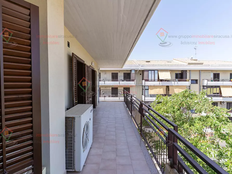 Immagine 29 di Quadrilocale in vendita  a Siracusa