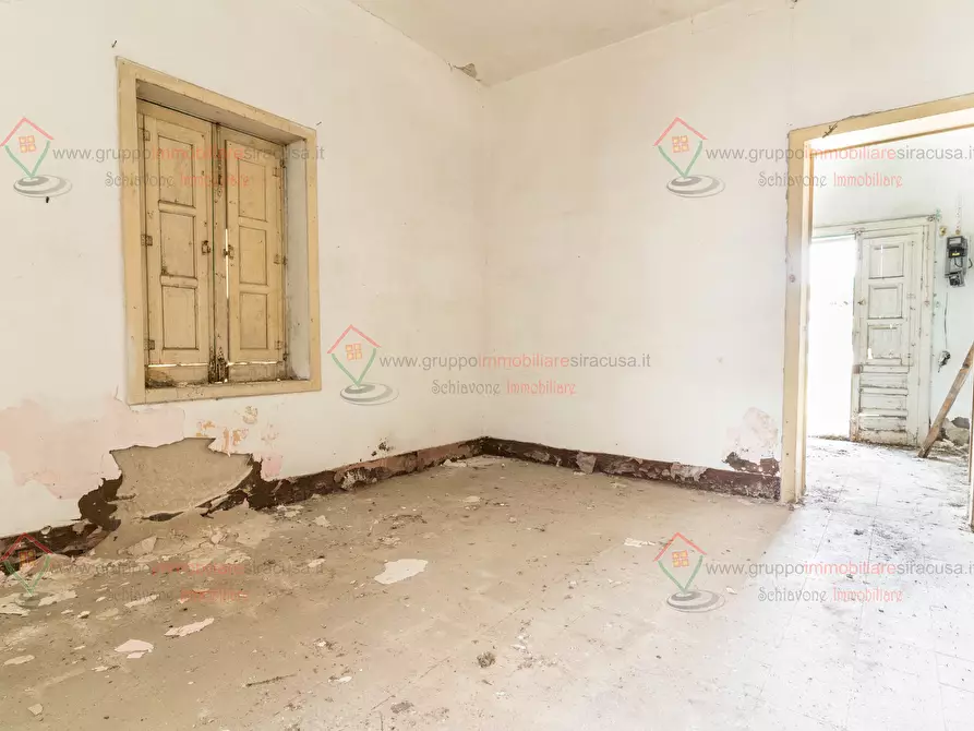 Immagine 11 di Rustico / casale in vendita  a Siracusa