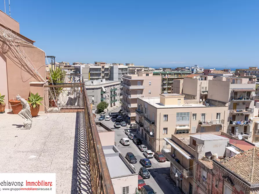 Immagine 25 di Attico in vendita  a Siracusa