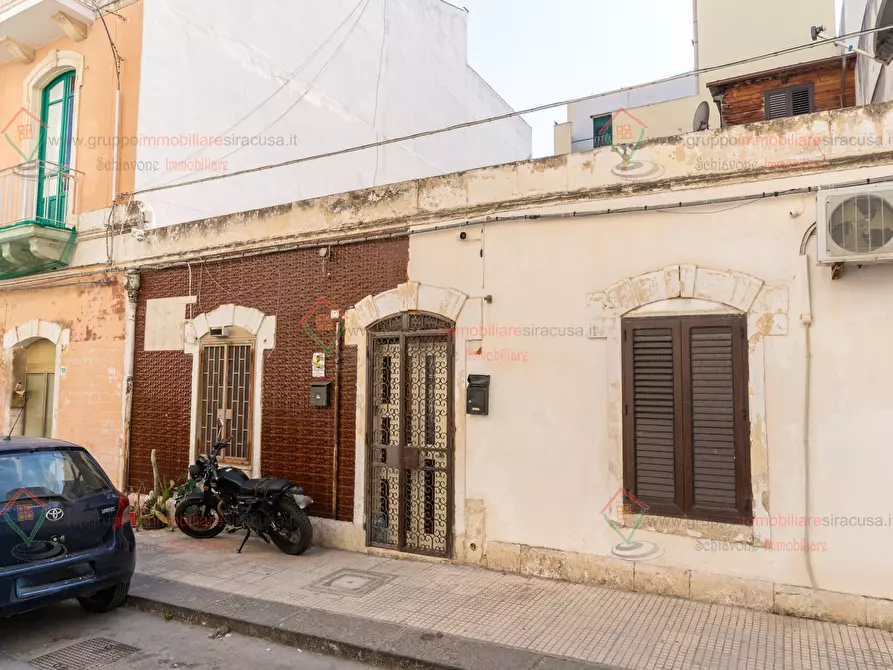 Immagine 1 di Casa indipendente in vendita  a Siracusa