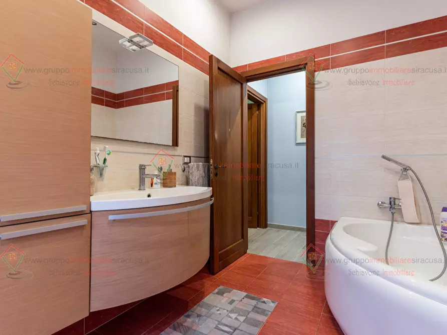 Immagine 7 di Casa indipendente in vendita  a Siracusa