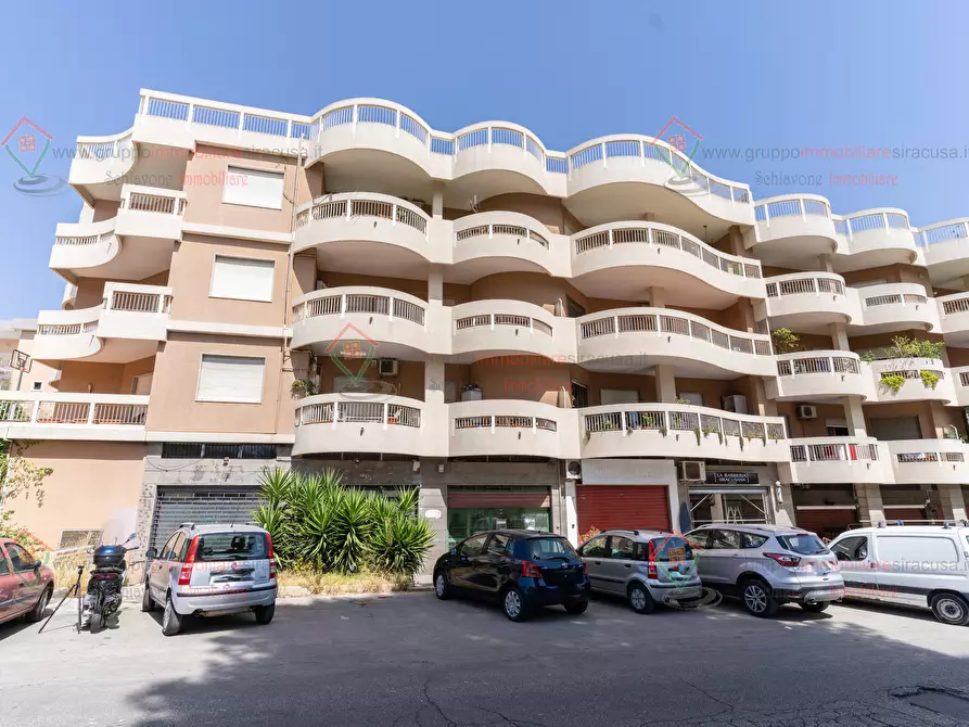 Immagine 1 di Locale commerciale in vendita  a Siracusa