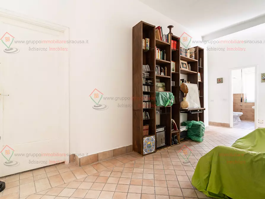 Immagine 12 di Appartamento in vendita  a Siracusa