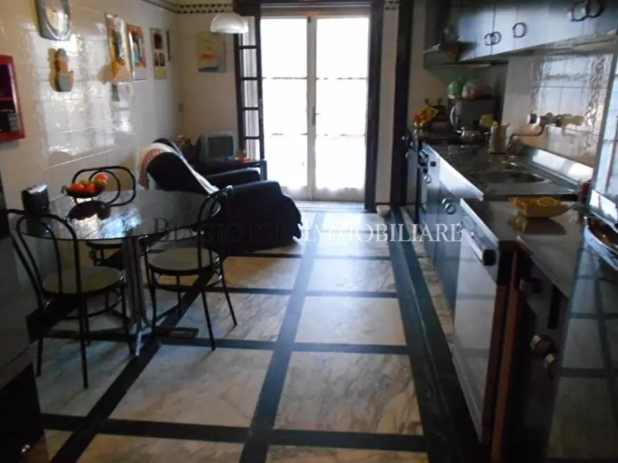 Immagine 26 di Casa semindipendente in vendita  a Livorno