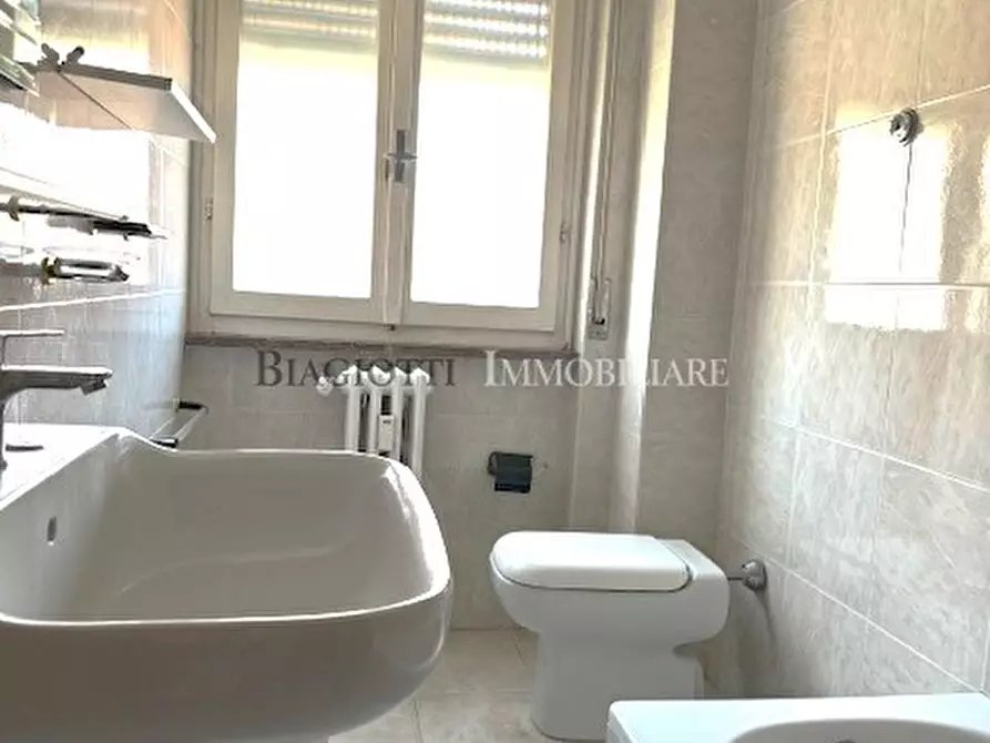 Immagine 18 di Quadrilocale in vendita  a Livorno