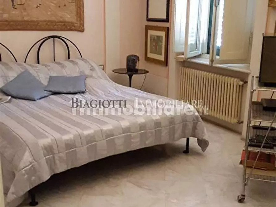 Immagine 17 di Trilocale in vendita  a Livorno