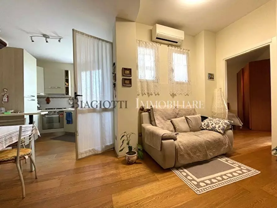 Immagine 30 di Attico in vendita  a Livorno