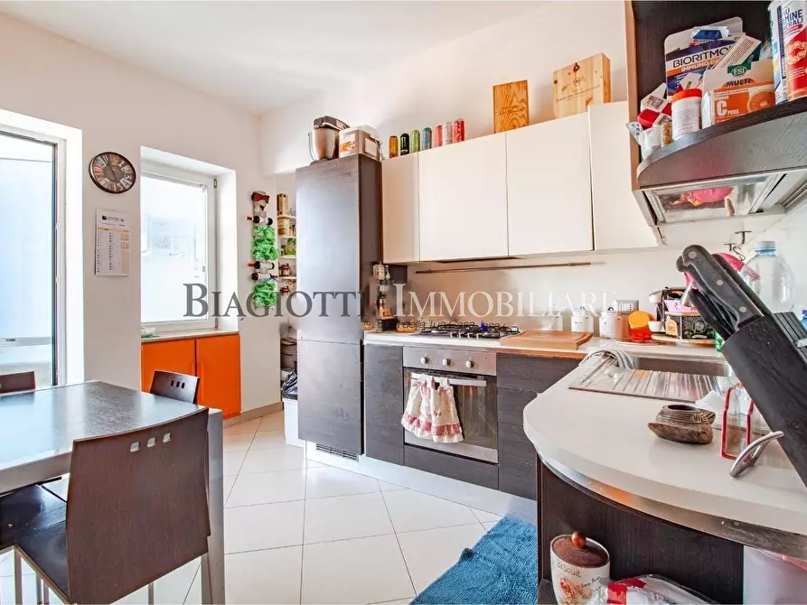 Immagine 8 di Quadrilocale in vendita  a Livorno