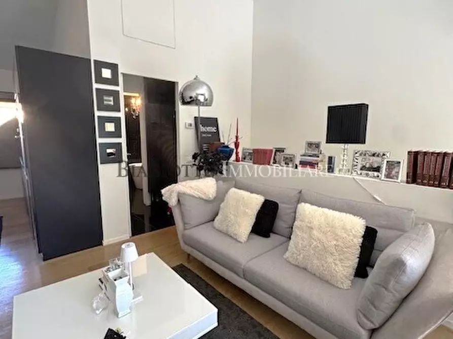 Immagine 4 di Appartamento in vendita  a Livorno