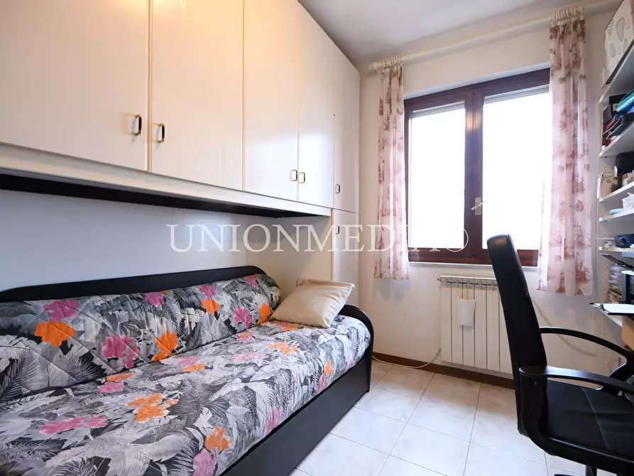 Immagine 6 di Appartamento in vendita  in Via togliatti a Ortonovo