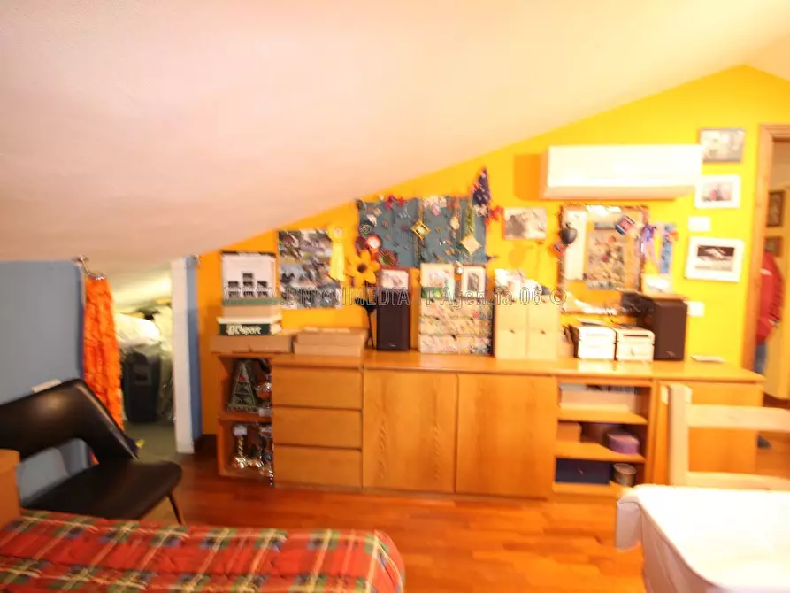 Immagine 26 di Casa indipendente in vendita  a Sarzana