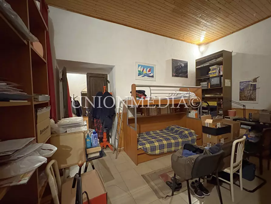 Immagine 13 di Appartamento in vendita  in PIAZZA MATTEOTTI a Sarzana