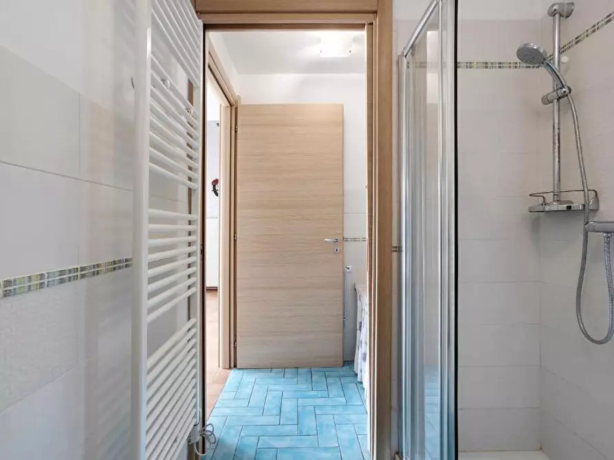 Immagine 13 di Casa semindipendente in affitto  a Sarzana