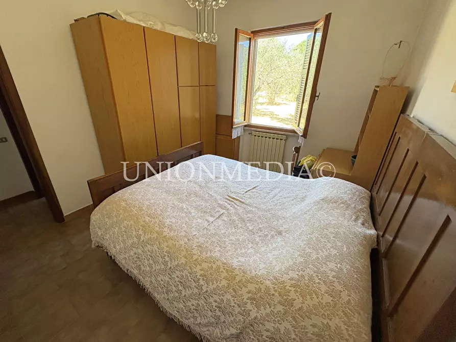 Immagine 7 di Casa indipendente in vendita  in Via Canale a Castelnuovo Magra