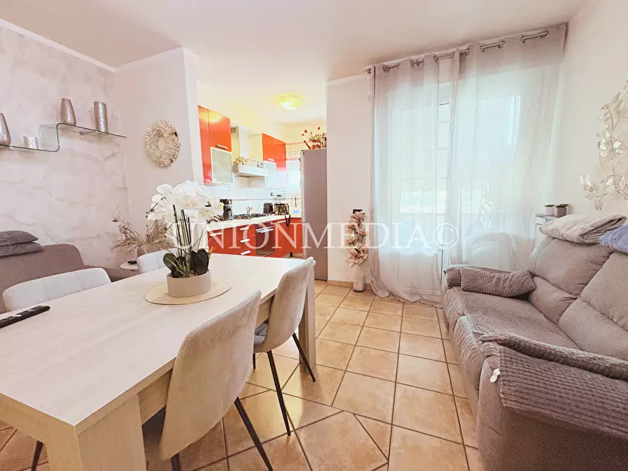 Immagine 5 di Appartamento in vendita  in via bradia a Sarzana