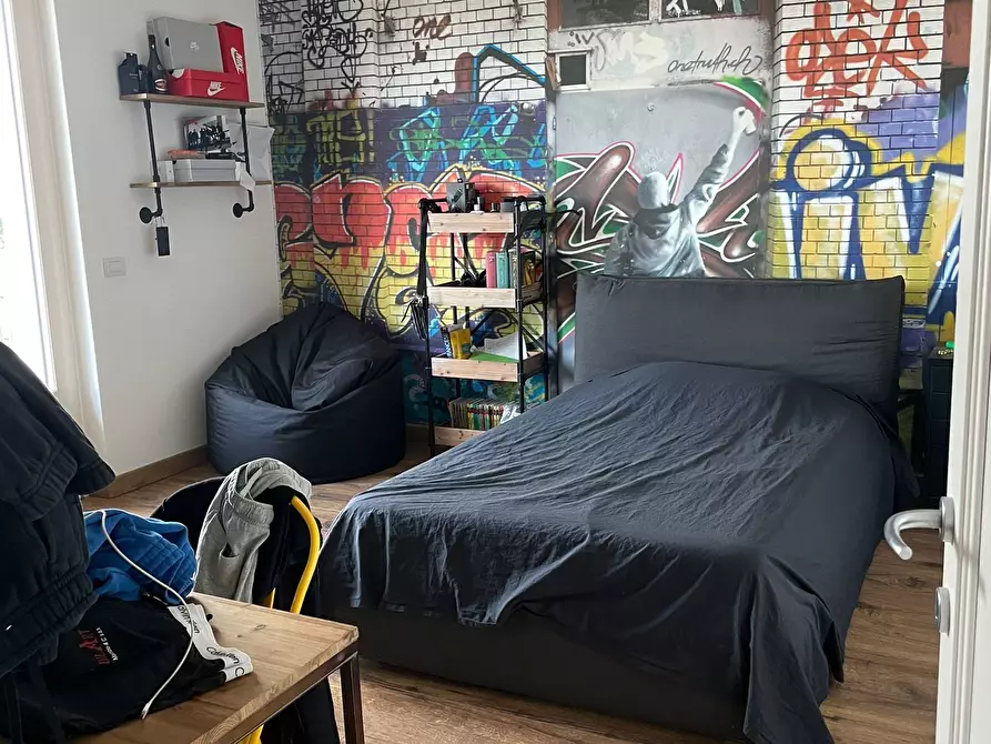 Immagine 7 di Villa in vendita  in via fratta a Sarzana