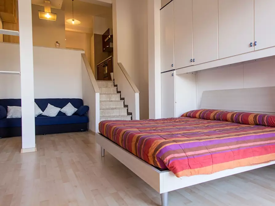 Immagine 1 di Appartamento in vendita  in via pisanello a Ameglia