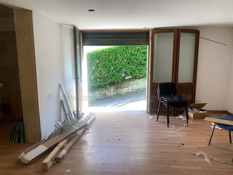 Immagine 22 di Capannone industriale in vendita  a La Spezia