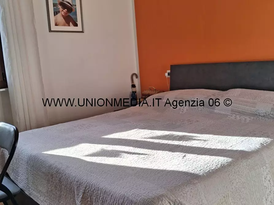 Immagine 11 di Appartamento in vendita  a La Spezia