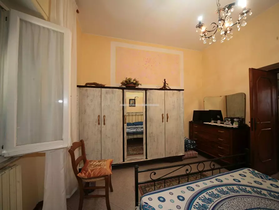 Immagine 7 di Casa indipendente in vendita  a Sarzana