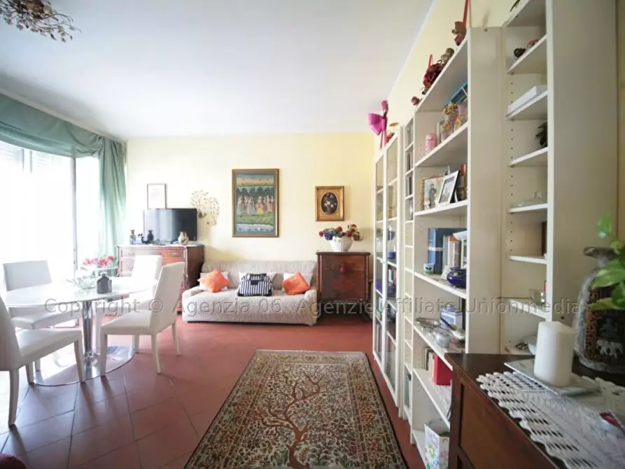 Immagine 11 di Casa bifamiliare in vendita  a Sarzana