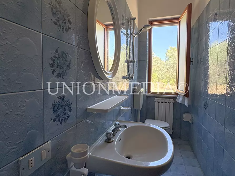 Immagine 29 di Casa indipendente in vendita  in Via Canale a Castelnuovo Magra