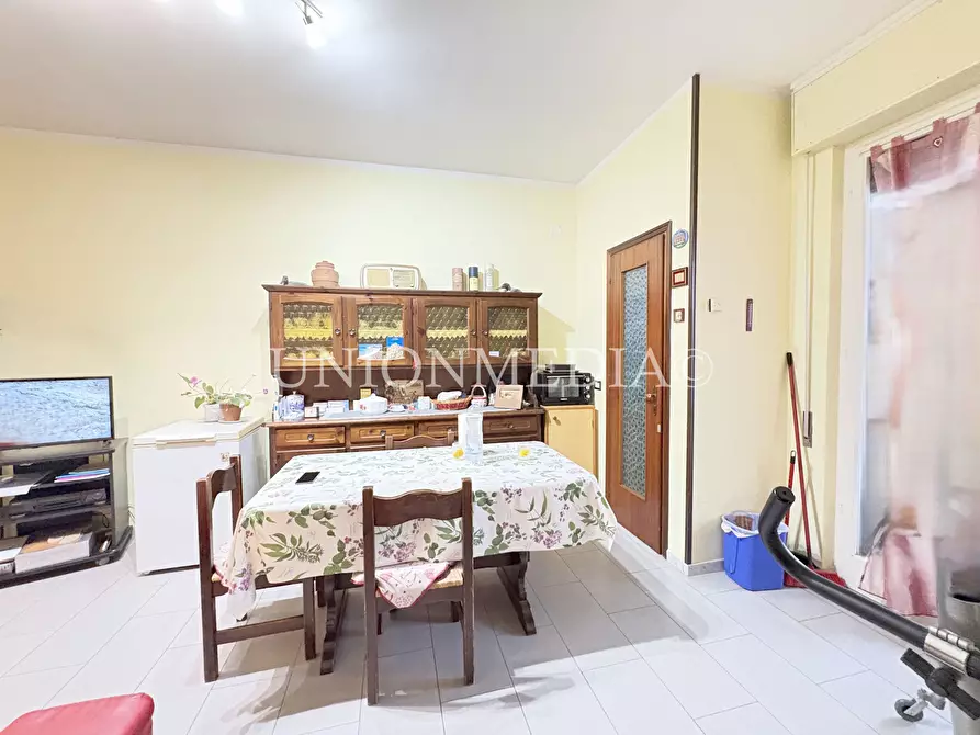 Immagine 2 di Appartamento in vendita  in Via Piero Gobetti a Ortonovo