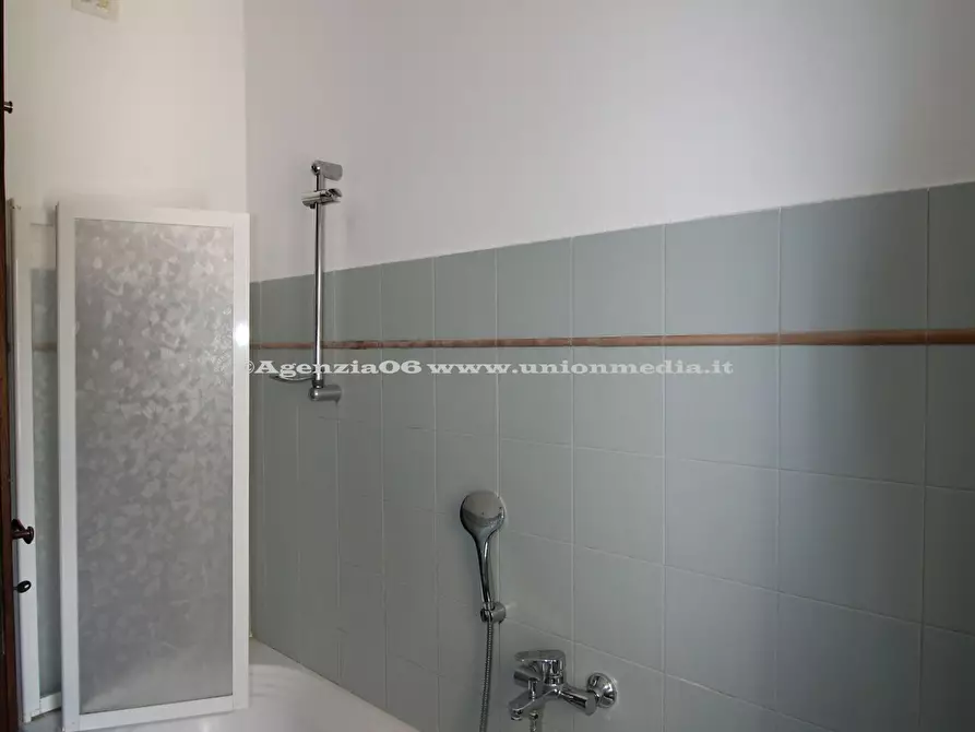 Immagine 10 di Casa semindipendente in vendita  a Sarzana