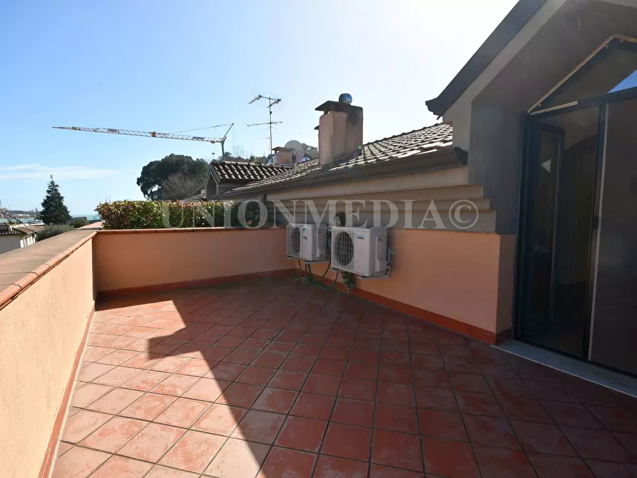 Immagine 21 di Casa semindipendente in vendita  in SP30 213 a Ameglia