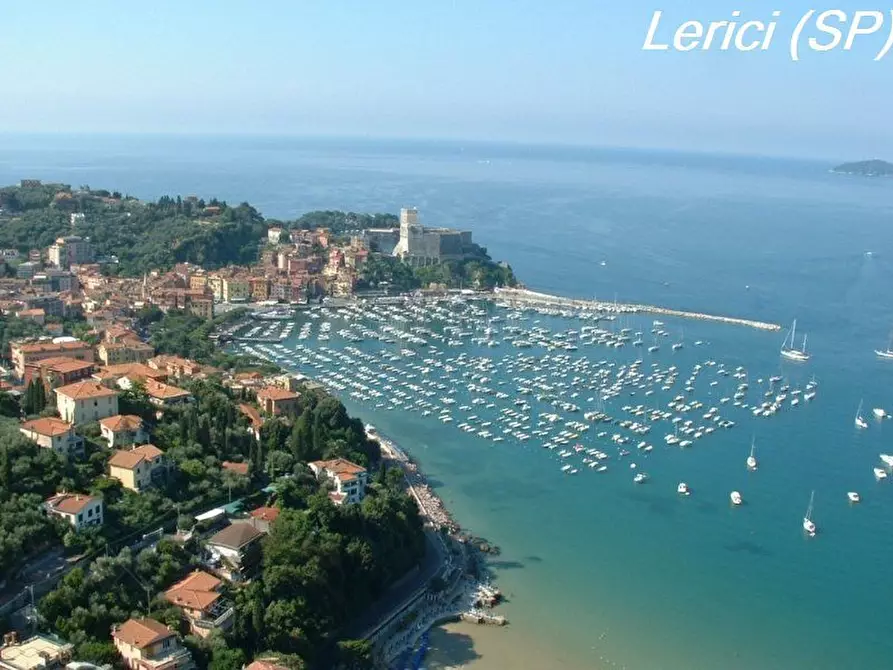 Immagine 39 di Casa bifamiliare in vendita  in Via GIGNOLA a Fosdinovo