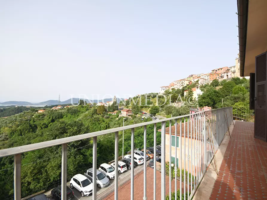 Immagine 38 di Appartamento in vendita  in Via Matteotti 8 a Vezzano Ligure