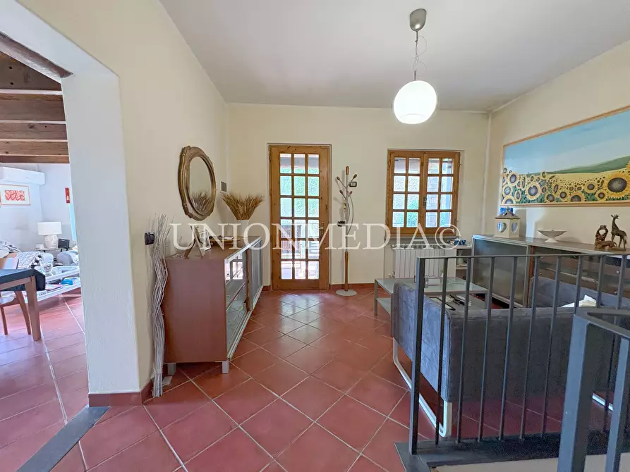 Immagine 8 di Villa in vendita  in Viale Vittorio Alfieri a Fosdinovo