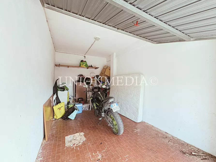 Immagine 23 di Appartamento in vendita  in via bradia a Sarzana