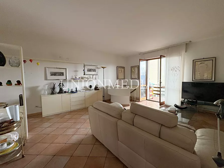 Immagine 4 di Appartamento in vendita  in Via Nazionale a Aulla