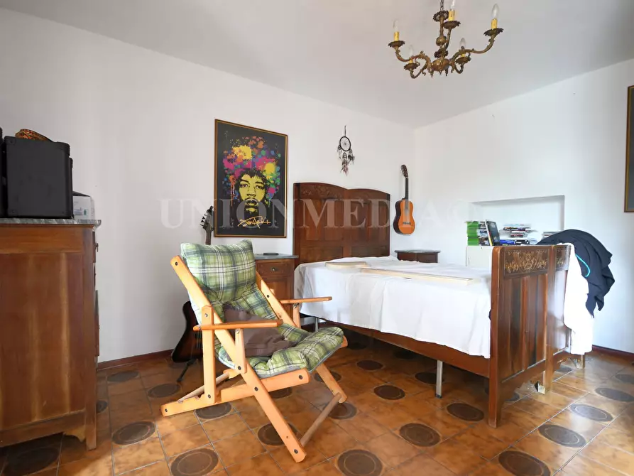 Immagine 19 di Appartamento in vendita  in Via Carignano a Fosdinovo