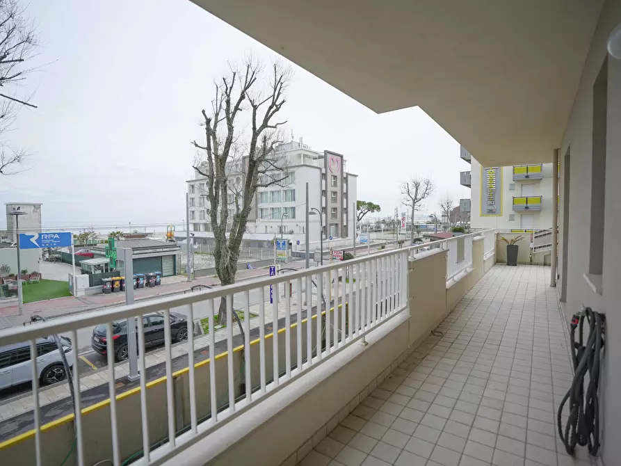 Immagine 26 di Quadrilocale in vendita  in Viale D'Annunzio 183/a a Riccione