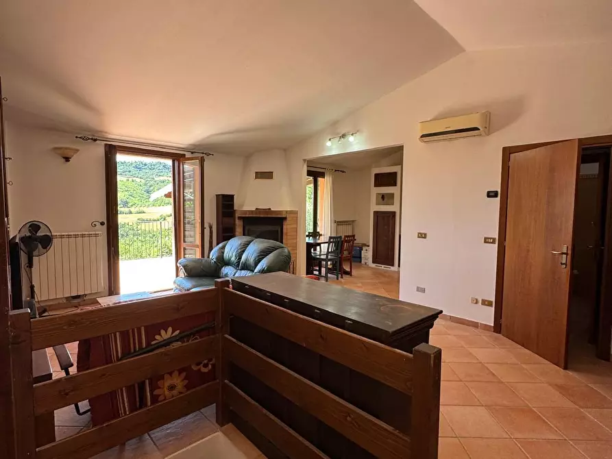 Immagine 11 di Villetta a schiera in vendita  in Via Gorolo 63 a Borghi